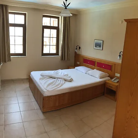 Nar Aparthotel 4*