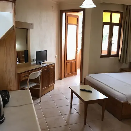 Nar Aparthotel 2*