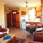 Hotel de apartamente Nar 4*