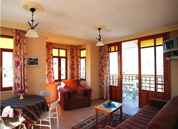 纳尔公寓式酒店