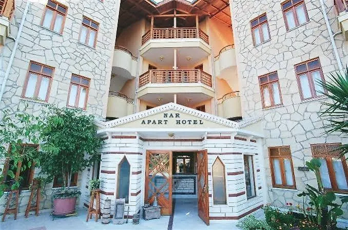 纳尔公寓式酒店 4* 锡德